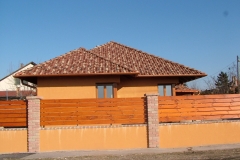 y-002