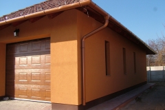 y-009